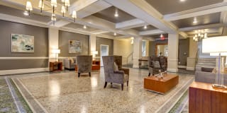 The James Apartments Gallery 16