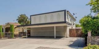2210 S Sycamore Ave Gallery 1