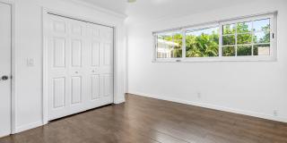 2100 NE 4th Avenue Gallery 20