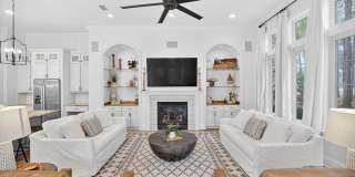 3161 Club Drive Gallery 9