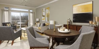 Avalon at Traville Gallery 14