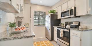 Las Arenas Gallery 1