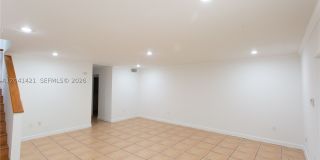 2919 Virginia St Gallery 3