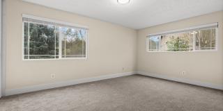 Creekside Gallery 23