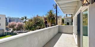 1128 Larrabee Street Gallery 1