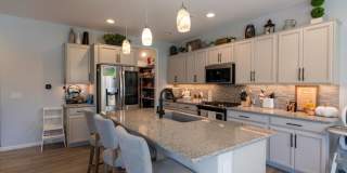 3 Bedroom, 2.5 Bath Gallery 14