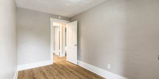 2005 Aberdeen Ave Gallery 38