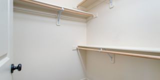 2BD 2.5BA + Bonus Room/Den/Office Townhouse w/Garage + AC + Washer/Dryer Included Gallery 20