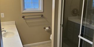 480 Spring Lake Dr. Gallery 22