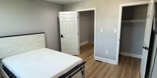 2317 Barclay Street - Room 1 Gallery 6