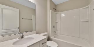 589 GLASGOW Drive Gallery 16