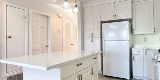 Beautiful & Private Millcreek Townhome! Beautiful & Private Millcreek Townhome! Gallery 10