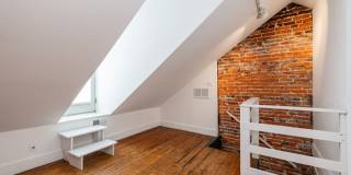 113 West Hill Street Gallery 20