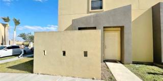 1204 E Daffodil Avenue Gallery 2