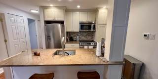 Gorgeous 2-Bed/2-Bath Condo in the Heart of Old City! Available August 1st! Gallery 22
