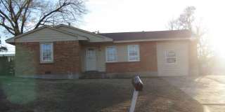 Very nice spacious home! No Carpet! Gallery 1