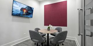 Versailles on the Lakes Oakbrook Gallery 15