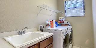 4 Bedroom Single Family Luxury Home in Woodland Lakes Preserve: Fully-Furnished Gallery 42