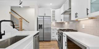 413 Lellyett Street Gallery 19