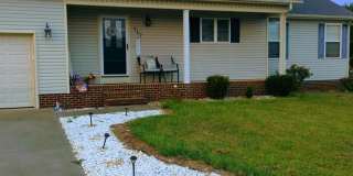4- bedrooms, 3.5 bath home!!! Gallery 1