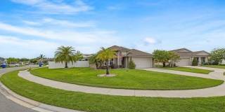 380 CRESCENT KEY Drive Gallery 1