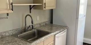 86 Rollstone Avenue Gallery 1