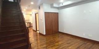 914 WHITELOCK Street Gallery 4