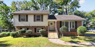 Beautiful 4-Bedroom Home in East Charlotte! Gallery 1