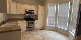 Captains Walk Townhouse-Available to Rent Gallery 3