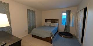 Fantastic, Modern 3-bedroom, 2.5 Bath Townhouse w/ Backyard Gallery 7