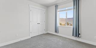 Large luxurious house with view of beautiful Utah Lake! Gallery 6