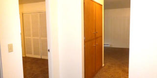 Rent Special: 1/2 Off June's Rent!! - Downstairs 2 Bedroom Unit Gallery 33