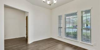 500 Cowboy Way Gallery 4
