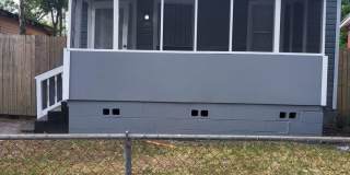 Fully Renovated 2/1 Single Family Available Now! Gallery 1