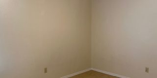 2-Bedroom Duplex in Edison Gallery 8