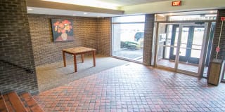 Carriage Park Apartments Gallery 12