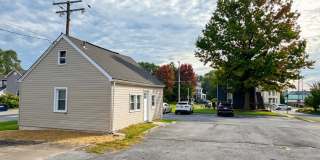 458 MAIN Street Gallery 1