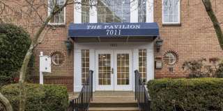 7011 FALLS REACH Drive Gallery 1