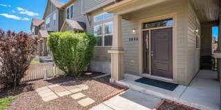 Spacious 3 bedroom in the heart of Castle Rock! Gallery 3