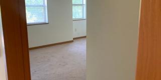 One bed, one bath upper with attached garage Gallery 9