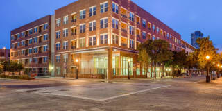 555 Ross Gallery 32