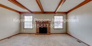Beautiful 2bed/2bath Duplex!! Gallery 7