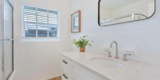 76 W Fairview W W Gallery 17