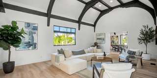 1145 South Longwood Avenue Gallery 1