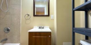 24 Weld Hill St Gallery 22