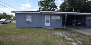 2 Bedroom 1Bath Duplex For Rent at 102 W Lancaster Road Orlando, FL 32809 Gallery 1