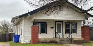 ADORABLE 2 BEDROOM 1 BATHROOM HOUSE IN CENTRAL NORMAN Gallery 1
