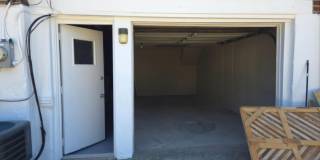 356 KRAMS Avenue Gallery 37