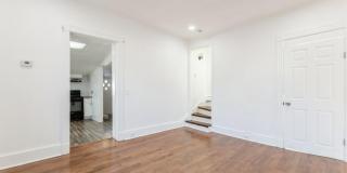 21 Central Avenue Gallery 14