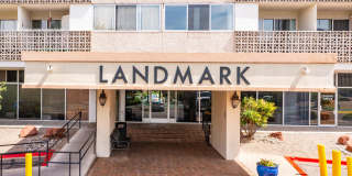 The Landmark Gallery 34